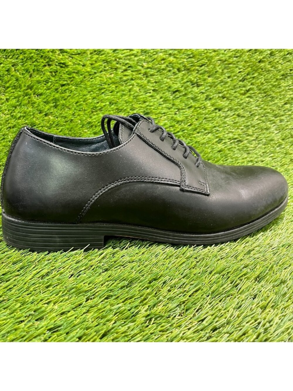 Genuine Grip 9540 Mens Size 10 Black Casual Slip-Resistant Oxford Dress Shoes